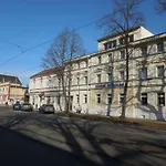 Nikolas