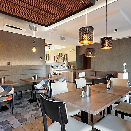Nikolas Hotel