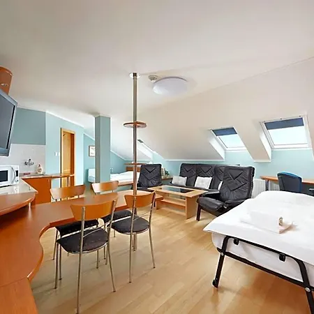Nikolas Hotel