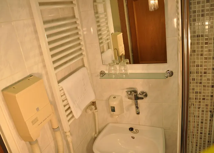 Hotell Nikolas Ostrava